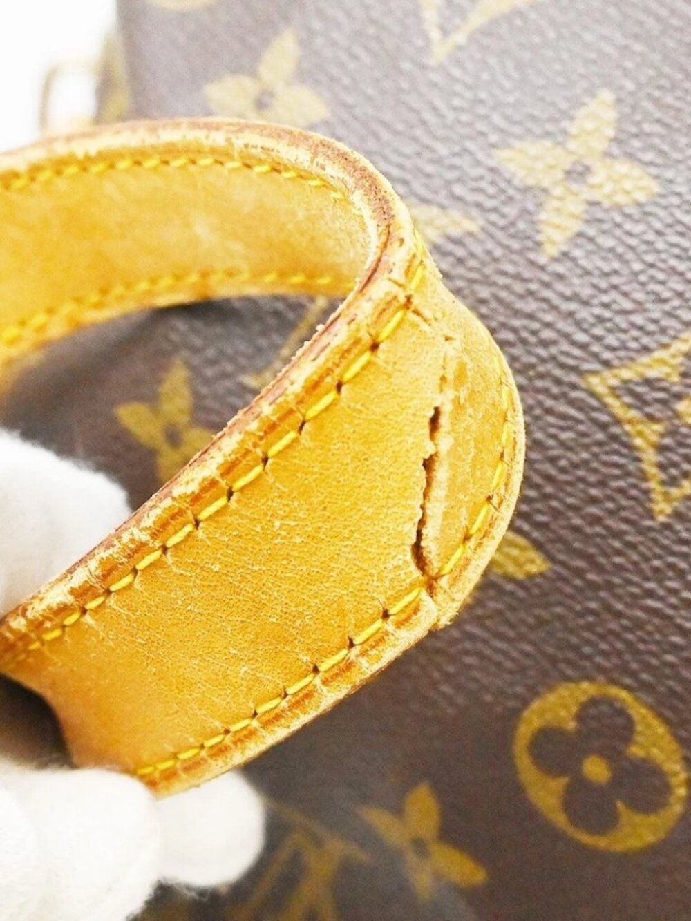 LOUIS VUITTON KEEPALL BANDOULIERE 60 DUFFLE - Picture 5 of 14